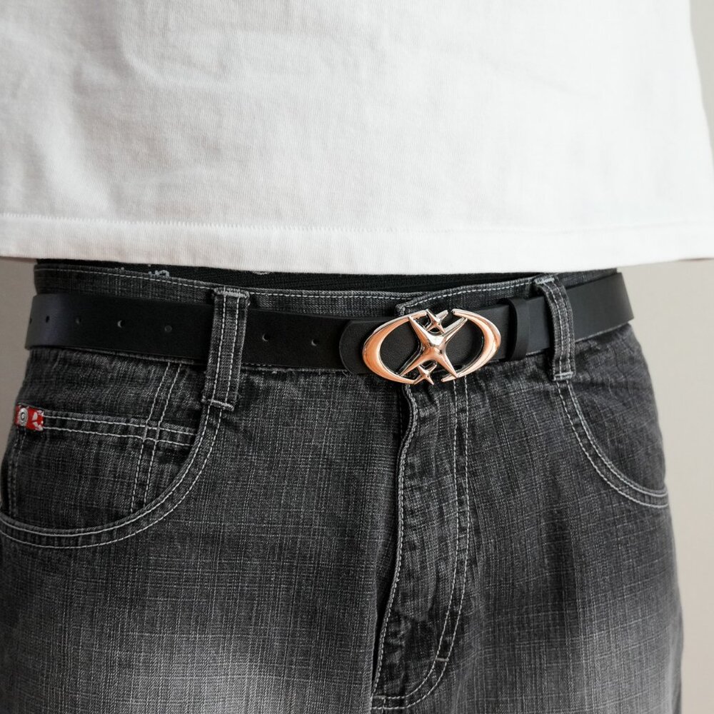 y2k chrome star buckle black leather belt — 2000s pop style